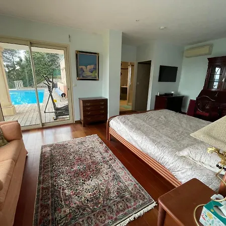 La Maison Rose Villa *